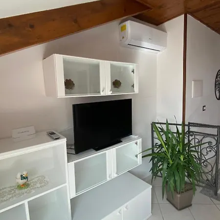 La Casetta Del Borgo Apartman *